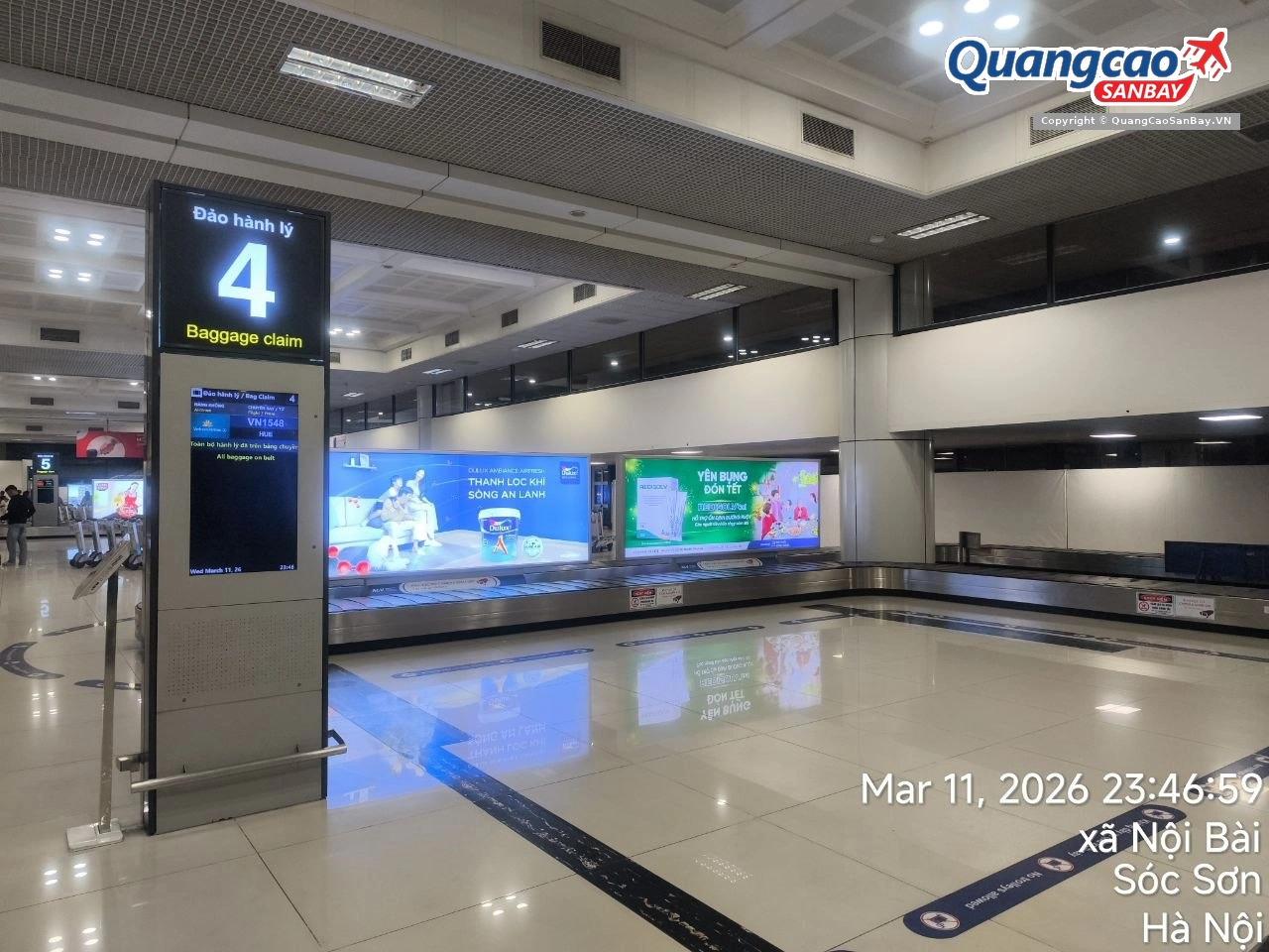 Quảng cáo Dulux Ambiance AirClean và Yến Bụng Đón Tết tại băng chuyền sân bay Nội Bài